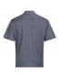Preview: Das Bild zeigt ein kurzes Poloshirt mit einem grauen, gestreiften Muster. Es hat einen klassischen Kragen und kurze Ärmel. Die Farben sind hauptsächlich in verschiedenen Grautönen gehalten.