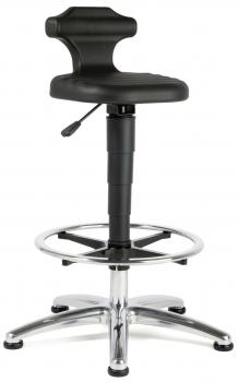 The stool has a round, padded seat in black and a backrest. The height-adjustable column is mounted on a sturdy, chrome-plated base with five casters.