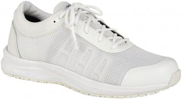 Der Schuh ist ein leichter, klassischer Sneaker in Weiß mit einem atmungsaktiven Obermaterial aus Netz. Er hat eine flache, rutschfeste Sohle und Schnürsenkel für eine Anpassung.