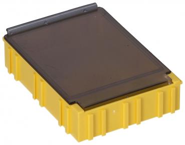 Das Bild zeigt eine rechteckige Box mit einer transparenten oberen Abdeckung. Die Box ist gelb und hat eine strukturierte Oberfläche mit Rillen an den Seiten. Sie wirkt stabil und kann wahrscheinlich für Aufbewahrung genutzt werden.