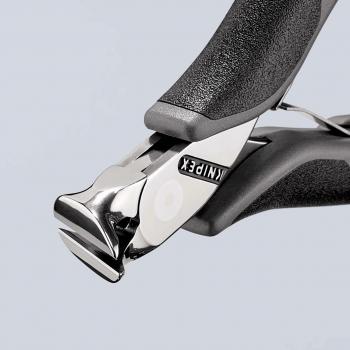 Das Bild zeigt eine Nagelzange mit einem ergonomischen, grauen Griff und einer glänzenden, gebogenen Klinge. Sie wirkt stabil und wird zum Kürzen von Nägeln verwendet.