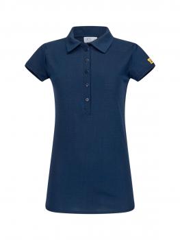 Das Bild zeigt ein dunkelblaues Poloshirt mit kurzem Ärmel. Es hat einen klassischen Kragen, eine Knopfleiste und ein kleines Logo auf dem Ärmel. Das Material wirkt leicht und casual.