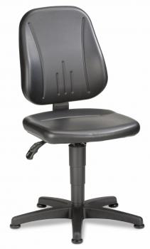 The chair is black and has an ergonomic backrest with gentle lines. It features a height-adjustable seat and a stable, five-spoke base.