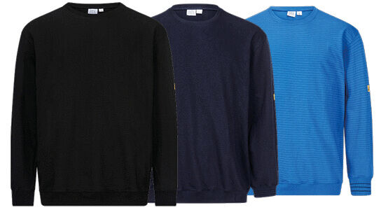 Das Bild zeigt einen dunkelblauen Pullover mit Rundhalsausschnitt und langen Ärmeln. Die Säume sind leicht elastisch. Auf einem Ärmel befindet sich ein kleines, rundes Emblem.
