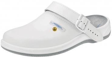Das Bild zeigt einen weißen Clog mit einem breiten Riemen und einer Schnalle. Die Sohle ist graufarben und der Schuh hat eine glatte Oberfläche. Er sieht bequem und praktisch aus.