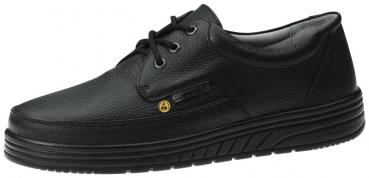 Der Schuh ist schwarz, aus strukturiertem Leder mit einer sportlichen Silhouette. Er hat eine flache Sohle, eine Schnürung und eine seitliche Markierung in Gelb.