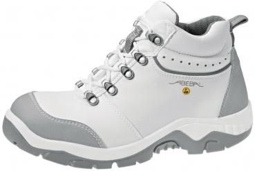 The shoe is a white half-shoe with gray accents. It has a high shape and laces, with a sturdy sole for good grip. There is a small marking on the side.