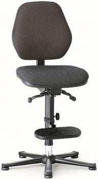 The chair has a softly padded seat and backrest in dark gray. It stands on a stable base with five casters and has adjustable height options and a footrest.