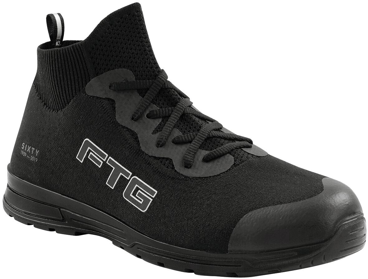 safety shoes with plastic toe