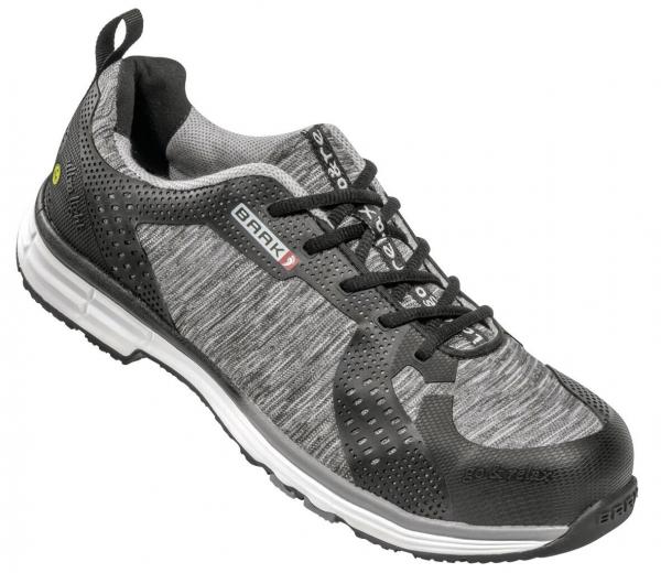 The shoe is a comfortable, sporty sneaker in black and gray. It has a breathable surface with mesh parts and a sturdy sole for good grip. It is ideal for activities.