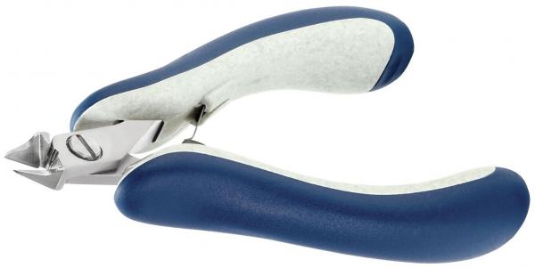 Das Bild zeigt einen Nagelknipser mit ergonomischen Griffen. Die Griffe sind blau und an der Innenseite weich. Die Schneide ist aus glänzendem Metall und hat eine spitze Form.