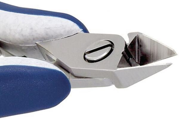 The image shows a sharp metal pliers with a special, pointed cutting blade and blue handles. It is often used for cutting nails or fine materials.