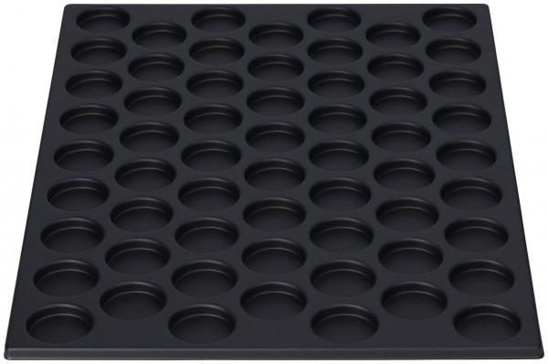 Das Bild zeigt ein schwarzes Backblech mit 48 runden Vertiefungen. Die Vertiefungen sind gleichmäßig angeordnet und haben einen glatten Rand, ideal für Muffins oder kleine Backwaren.