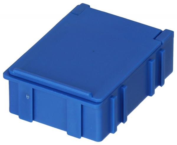 Das Bild zeigt eine rechteckige, feste Box in leuchtendem Blau. Sie hat einen flachen Deckel und robuste Seiten mit Rillen für besseren Halt. Die Box ist aus Kunststoff und wirkt stabil.