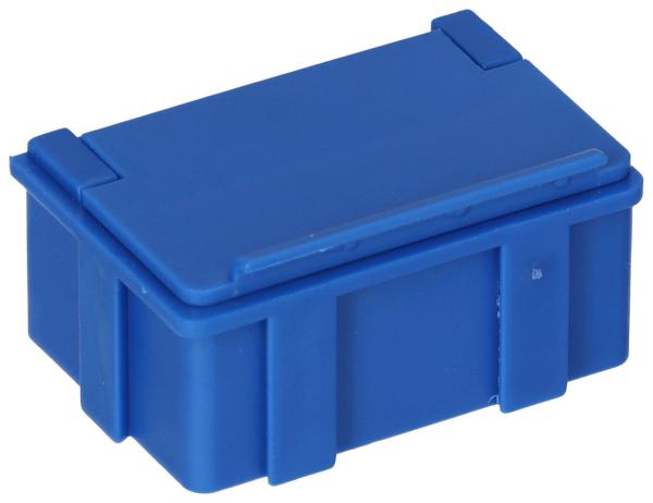 Das Bild zeigt eine rechteckige, blaue Kunststoffbox mit einem Deckel. Die Box hat an den Seiten kleine Erhebungen und könnte zum Aufbewahren von Gegenständen verwendet werden.