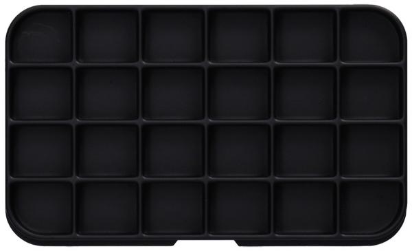 Das Bild zeigt ein schwarzes Tablett mit einer rechteckigen Form, unterteilt in 24 kleine, gleich große Fächer. Die Fächer sind gleichmäßig angeordnet.