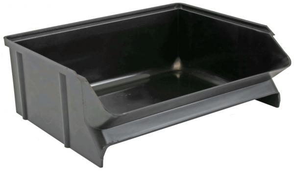 Das Bild zeigt eine schwarze, rechteckige Aufbewahrungsbox mit offenen Seiten. Sie hat eine gewinkelte Vorderseite, die das Entnehmen von Inhalten erleichtert. Die Oberfläche ist glatt und fest.
