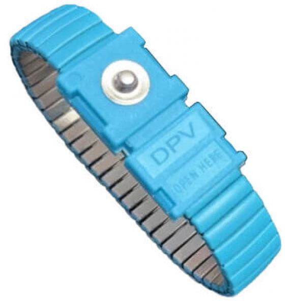 The image shows a bracelet-like device in bright blue with a flexible, ribbed structure and a round silver clasp. It has a distinctive embossing "DPV".