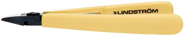 The image shows a yellow pliers with a narrow, black tip. On one of the handles, there is the inscription "LINDSTRÖM". The pliers have an ergonomic shape.