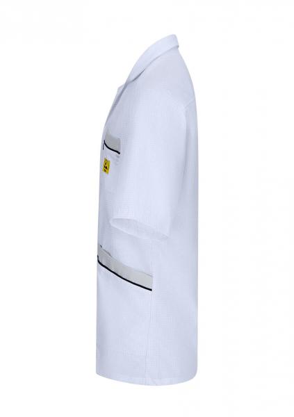 The image shows a white, short-sleeved shirt. It features a simple collar and a chest pocket with a decorative line underneath. A yellow label is visible on the side.