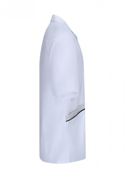 The image shows a white coat. It has a collar, short sleeves, and a straight shape. At the hem, there is a black band visible, which gives the coat an elegant touch.