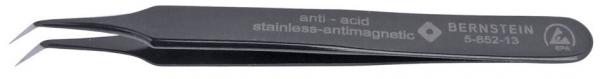 The image shows a sharp stainless steel tweezer. It is coated in black and has a smooth surface. On the metal, inscriptions such as "anti-acid" and "stainless" can be read.