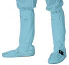 Preview: Das Bild zeigt zwei Beine, die mit hellblauen, wasserabweisenden Beinstulpen bedeckt sind. Die Stulpen sind locker und reichen bis zur Mitte der Waden. Dazu werden weiße, flache Schuhe getragen.
