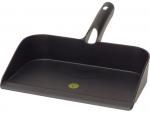 Preview: The image shows a black plastic dustpan with a wide, flat bottom and an ergonomic handle. The handle has a hole for hanging.