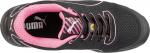 Preview: Das Bild zeigt einen schwarzen Sportschuh mit pinken Akzenten. Die Schnürsenkel sind schwarz und die Innensohle hat das Puma-Logo. Der Schuh wirkt sportlich und modern.