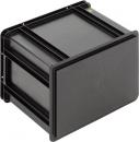 Preview: Das Bild zeigt eine quadratische, schwarze Kunststoffbox mit einem flachen Deckel. Sie hat eine robuste Struktur mit Rillen an den Seiten für Stabilität und einen minimalistischen, funktionalen Stil.