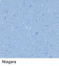 Preview: Das Bild zeigt eine homogene Fläche in verschiedenen Blautönen mit feinen, unregelmäßigen Mustern. Die Farben erinnern an Wasser oder den Himmel. Unten steht der Schriftzug ?Niagara?.