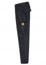 Preview: Das Bild zeigt eine schwarze Cargo-Hose. Sie hat seitliche Taschen und einen großen runden Aufnäher in gelb auf dem Oberschenkel. Die Hose ist gerade geschnitten und wirkt robust.